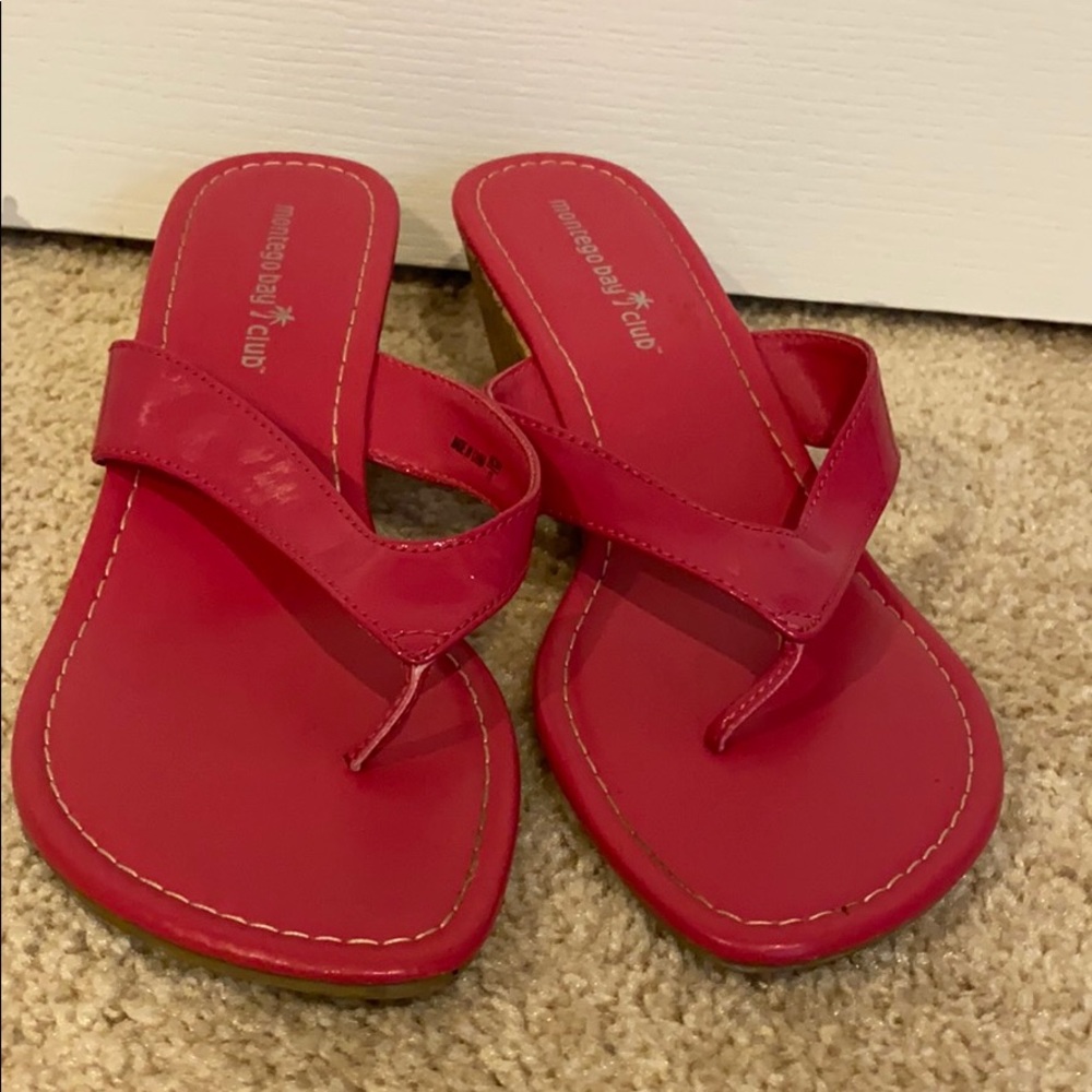 Pink wedges